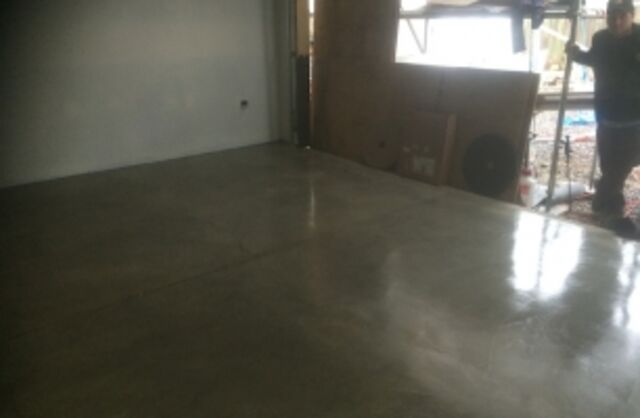 Jo & Damos Garage - The Block NZ